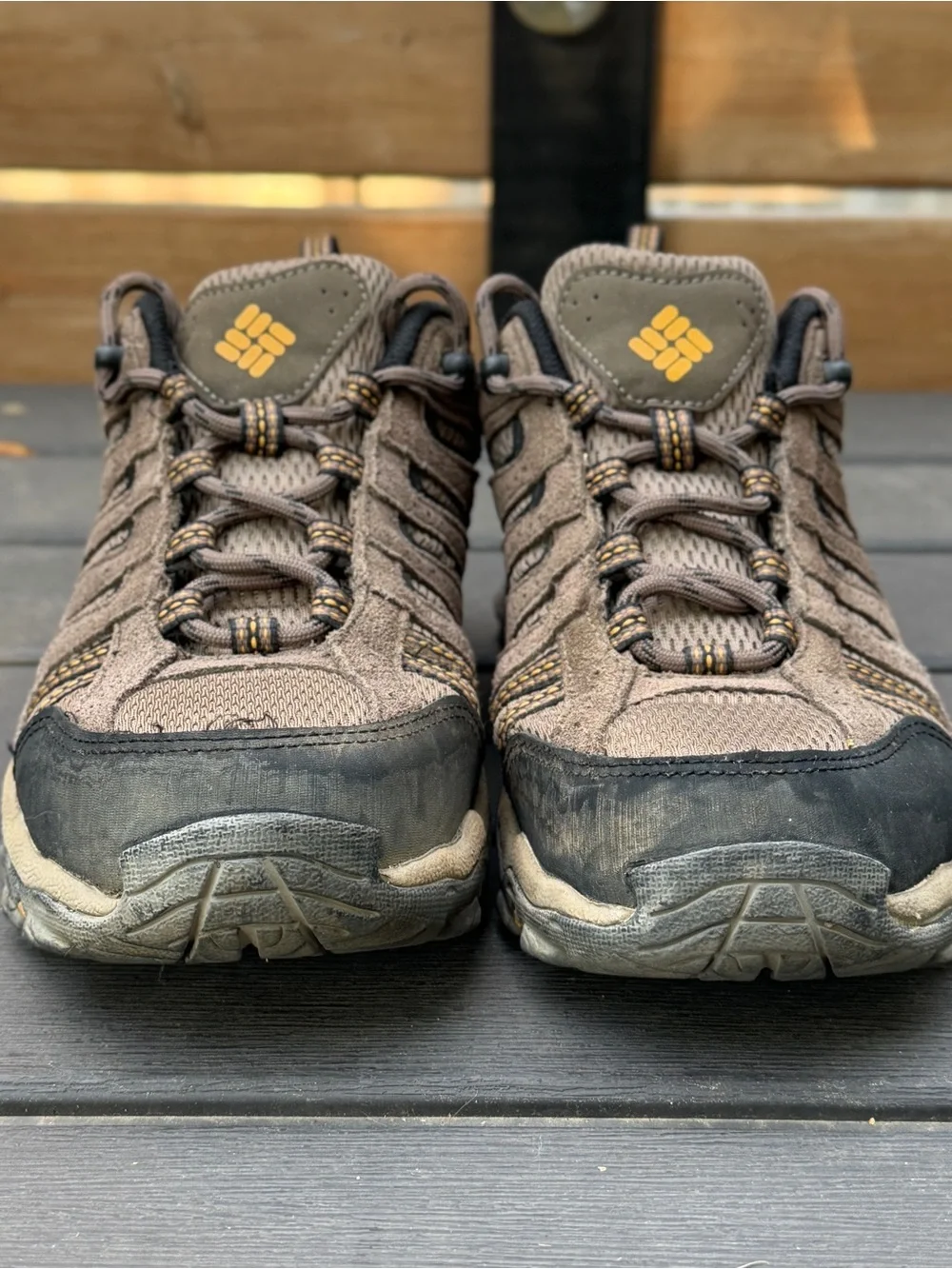 Columbia Men’s Size 9 Hiking Trail Shoes Brown Omni Grip Outdoor Low Top